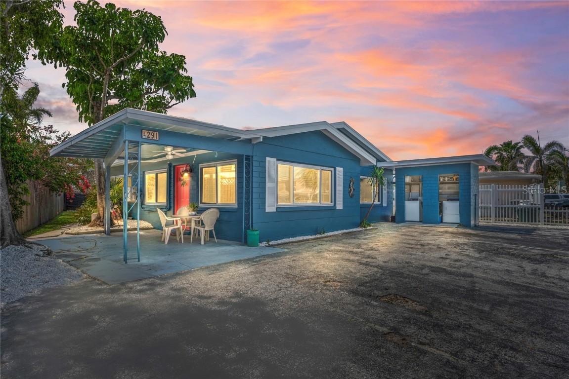 291 115th Ave., Treasure Island, FL 33706