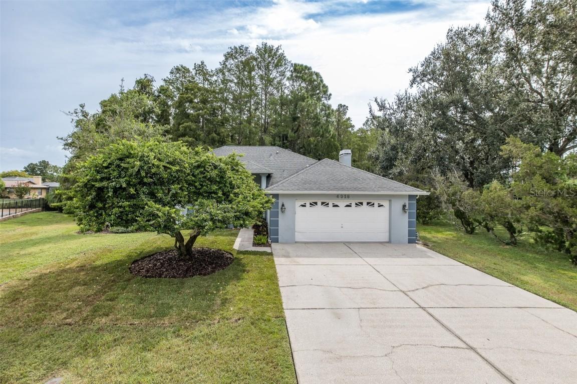 4318 Oklawaha Ln., New Port Richey, FL 34655