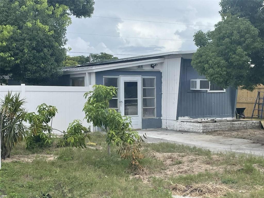 1831 Melody Dr., Holiday, FL 34691