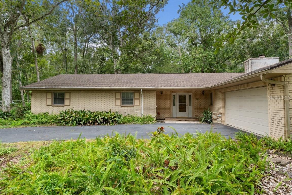 840 Moonlight Ln., Brooksville, FL 34601