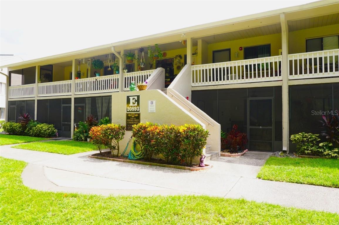 20893 Haulover Cove #8, Lutz, FL 33558