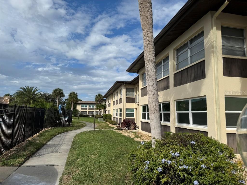 5111 Amulet Dr. #105, New Port Richey, FL 34652