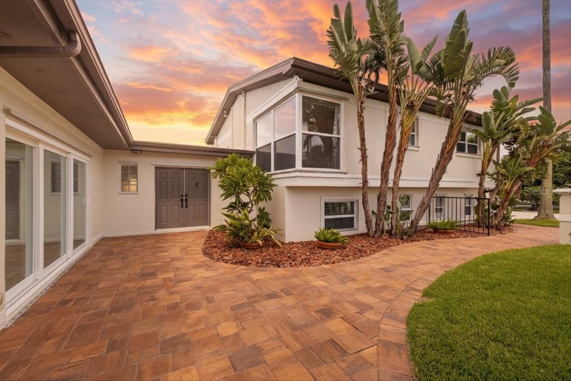 3654 Corsair Ct., New Port Richey, FL 34652