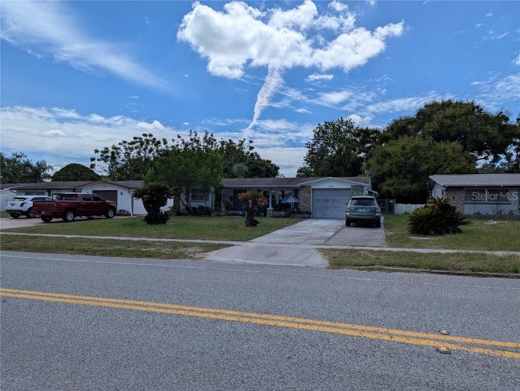 5550 Dahlia Ave., New Port Richey, FL 34652