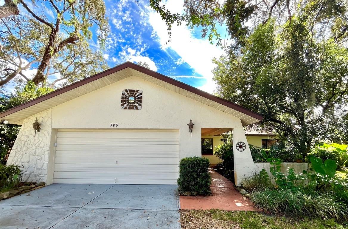 388 Waterfall Dr., Spring Hill, FL 34608