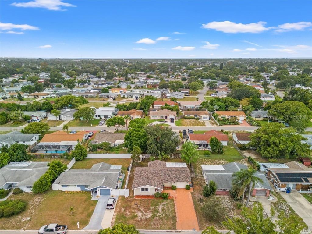 10325 Gardenia Ln., Port Richey, FL 34668