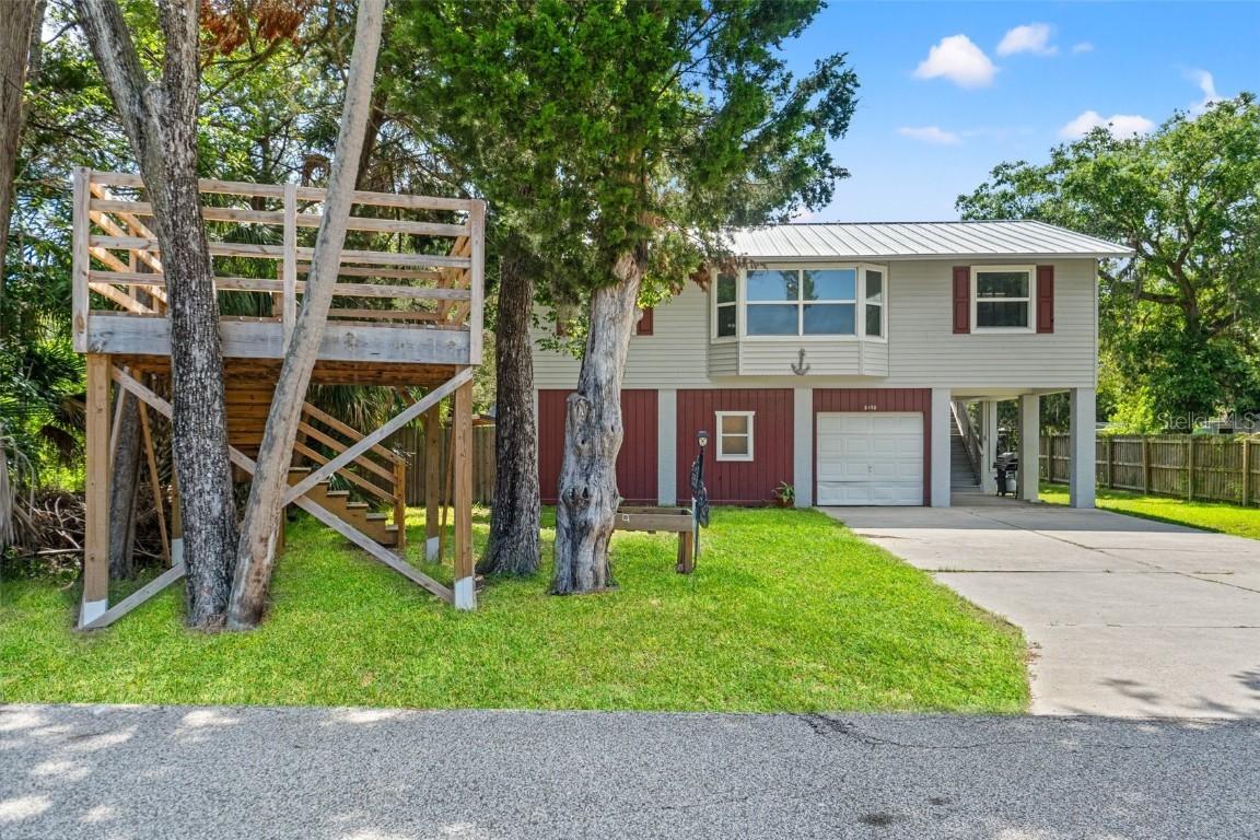 8158 River Point Dr., Weeki Wachee, FL 34607
