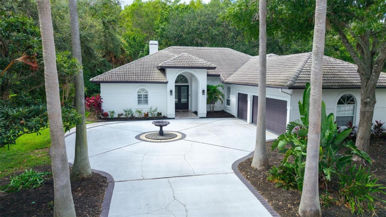 6135 Savoy Cir., Lutz, FL 33558