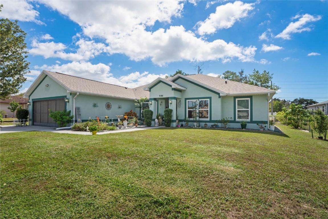 9086 Manchester St., Spring Hill, FL 34606