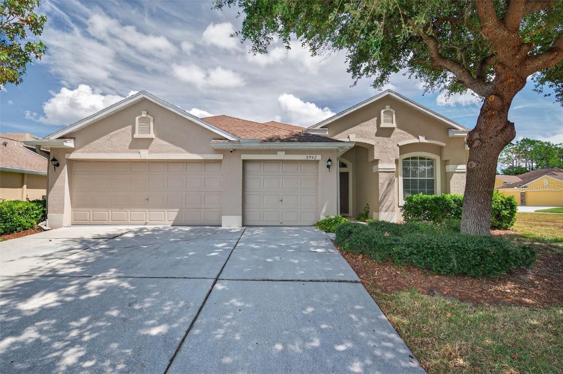 8942 Sandusky Ln., New Port Richey, FL 34654