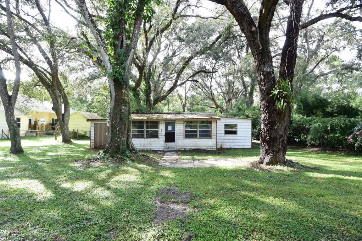 397 Jenkins Ave., Brooksville, FL 34604
