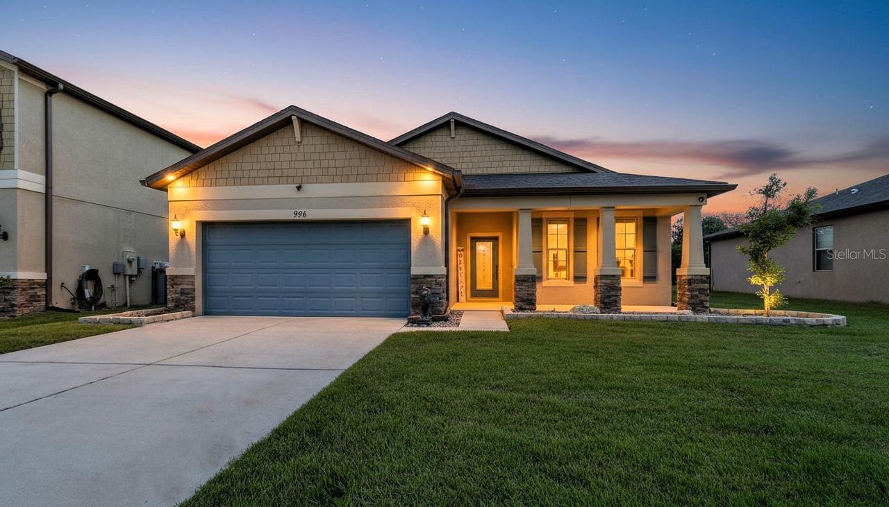 996 Scarlet Plume Ln., Brooksville, FL 34604