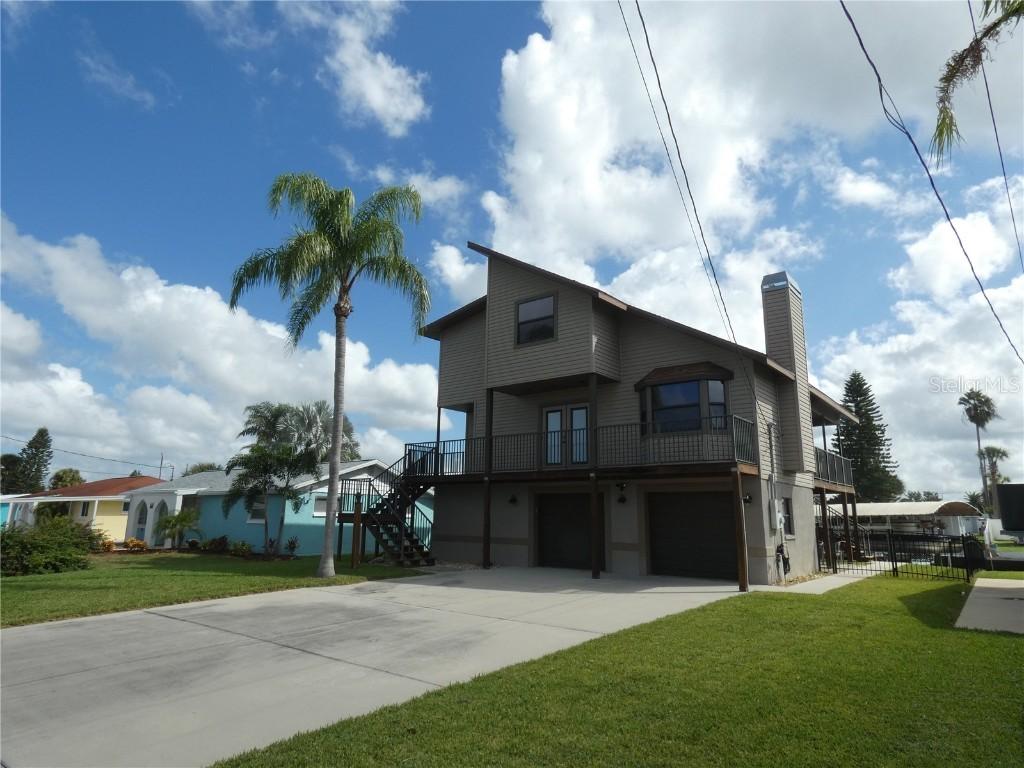 13422 Susan Dr., Hudson, FL 34667