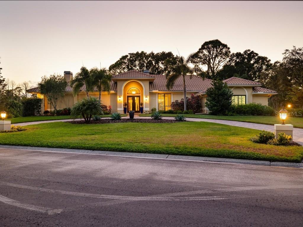 1566 Mary Ln., Tarpon Springs, FL 34689