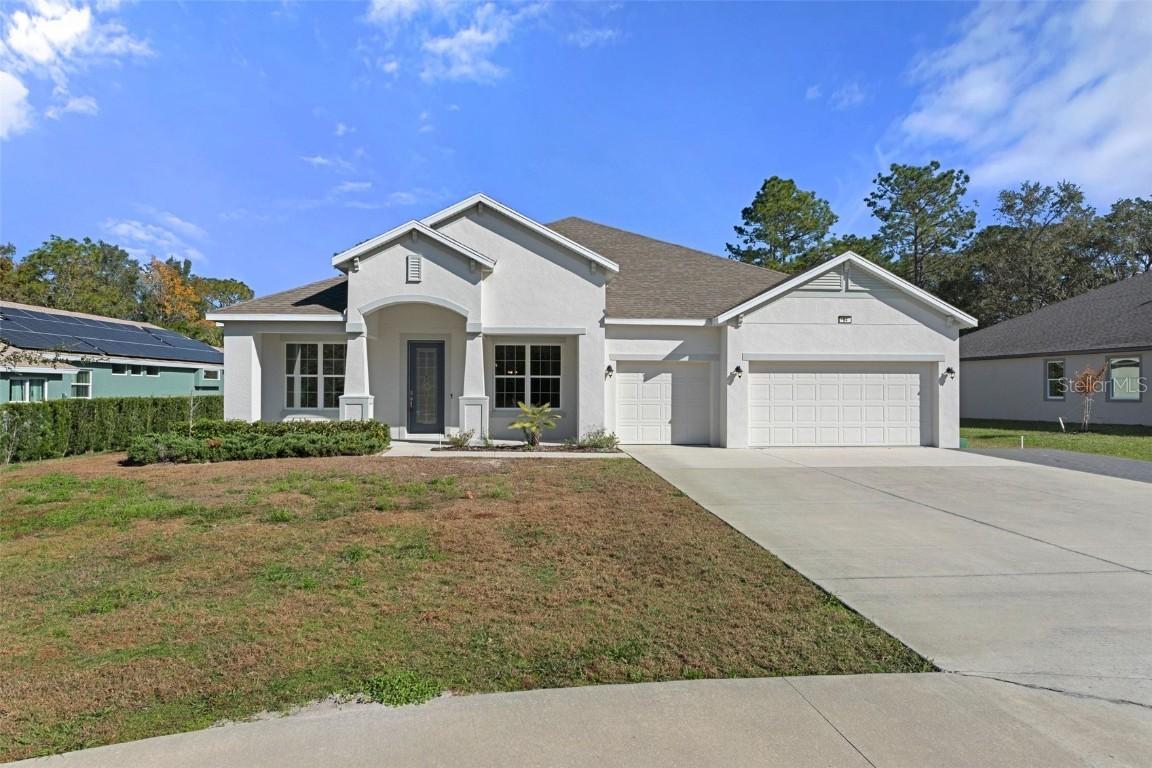 64 Cypress Blvd., Homosassa, FL 34446