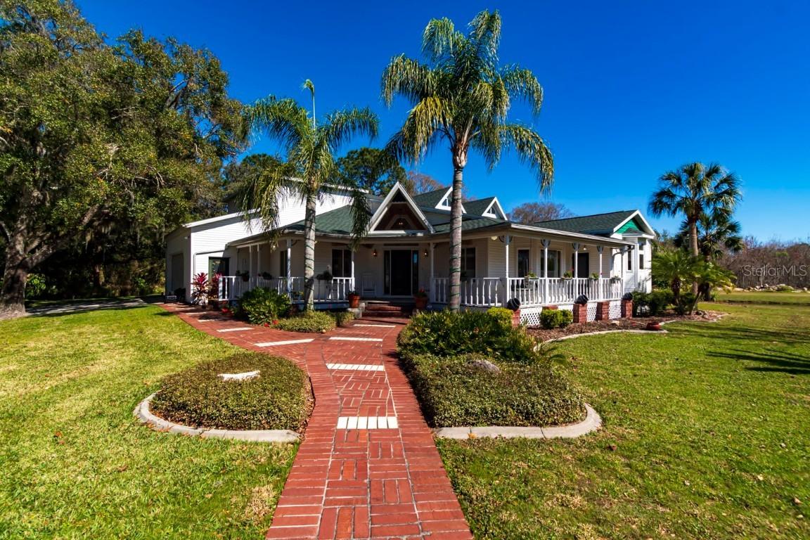9215 Ridge Rd., New Port Richey, FL 34654