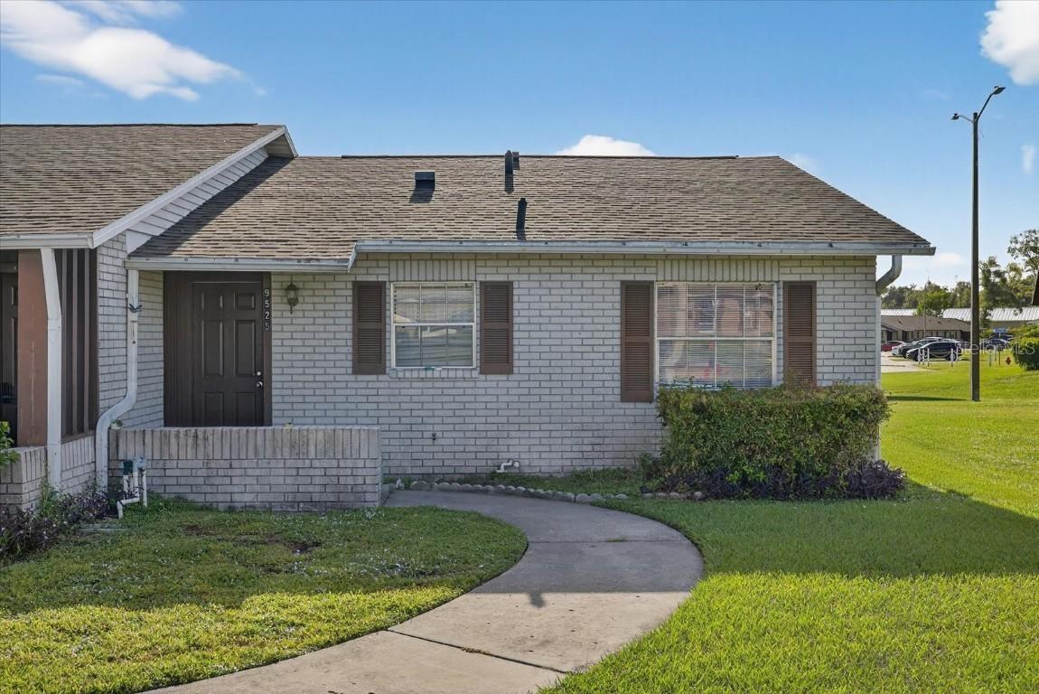 9529 Fieldview Cir. #C, Thonotosassa, FL 33592