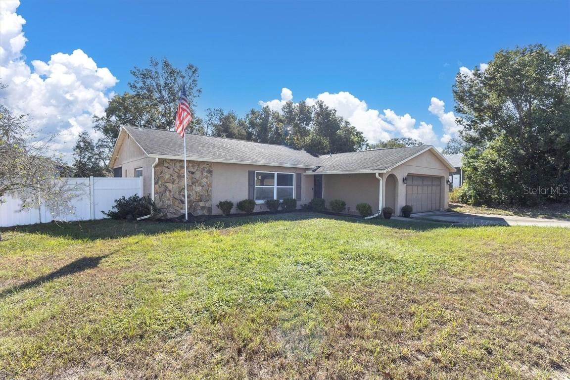 4186 Castle Ave., Spring Hill, FL 34609
