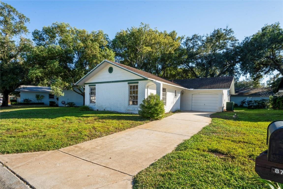 8718 Benton Dr., Port Richey, FL 34668