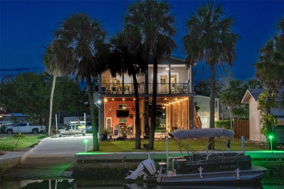 6140 Island Dr., Weeki Wachee, FL 34607