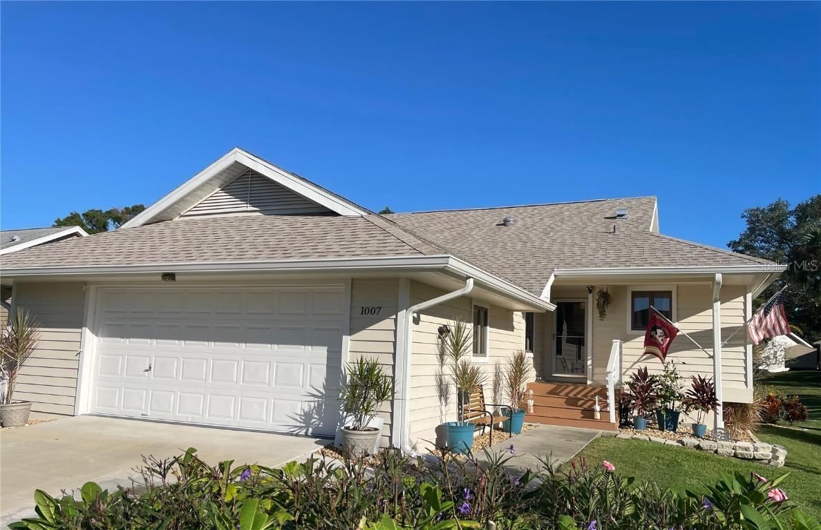1007 Lake Avoca Dr., Tarpon Springs, FL 34689