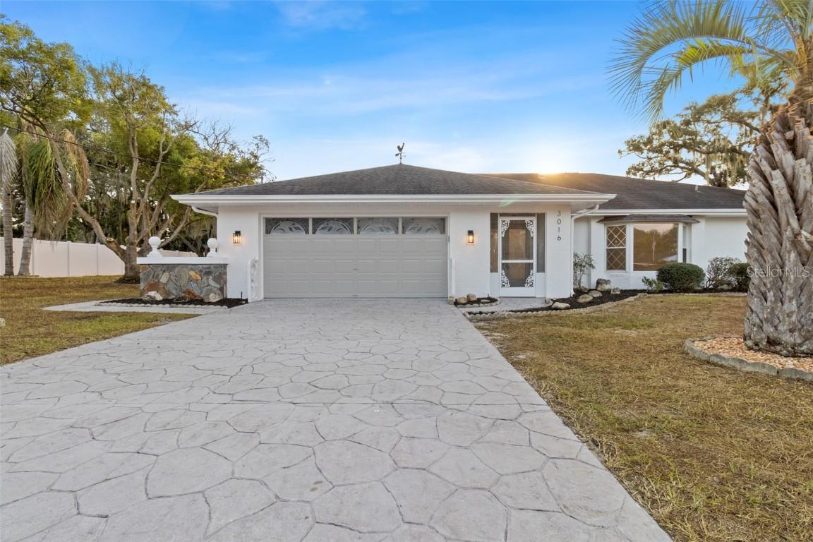 3016 Abeline Rd., Spring Hill, FL 34608