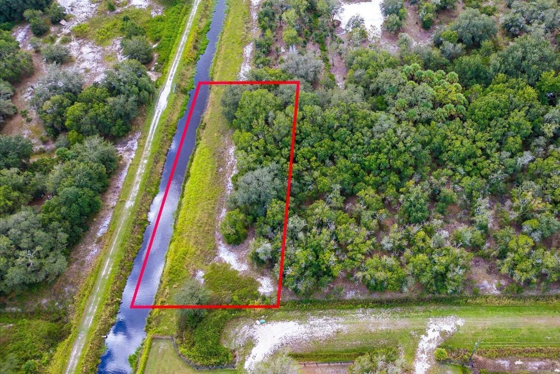 21616 NW 266th St., Okeechobee, FL 34972