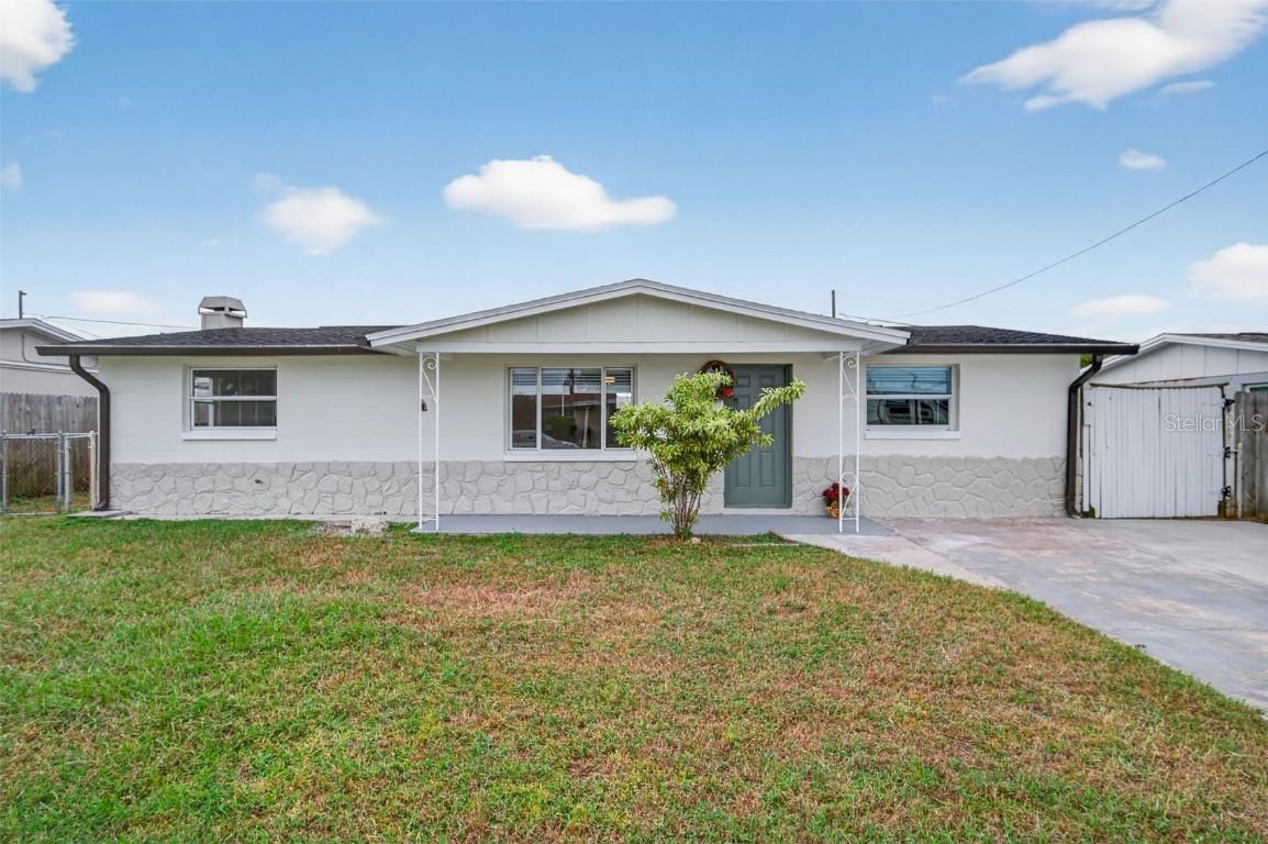 3742 Elmwood Dr., Holiday, FL 34691