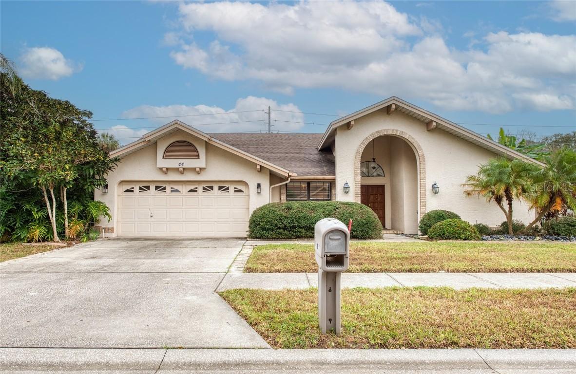 44 Ridgecroft Ln., Safety Harbor, FL 34695