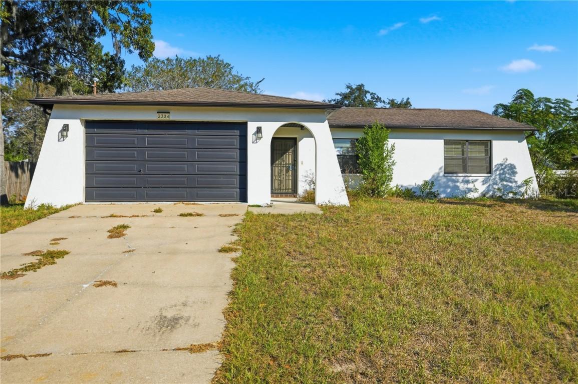 2304 Hawthorne Rd., Spring Hill, FL 34609