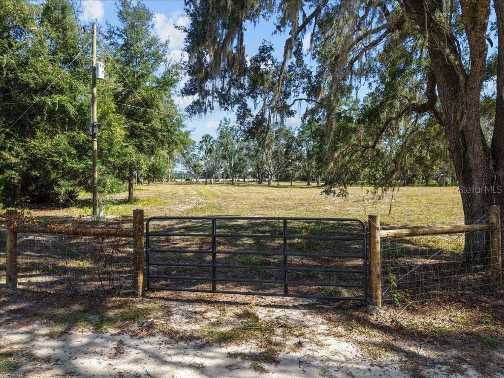 4090 NW 32nd Pl., Chiefland, FL 32626