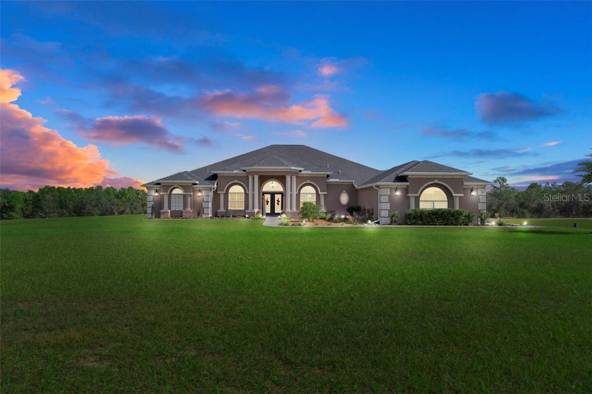 11367 S Brightstar Ave., Floral City, FL 34436