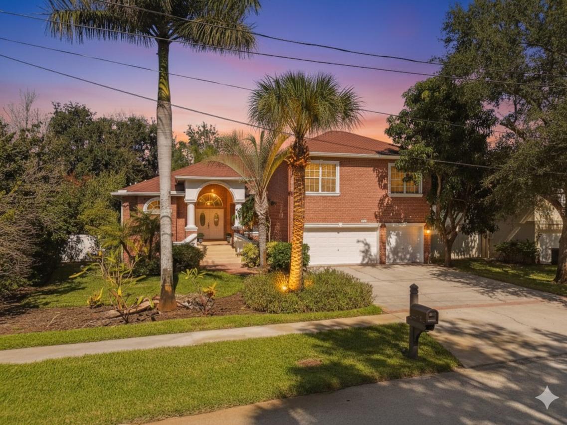 1218 Castle Ter., Tarpon Springs, FL 34689