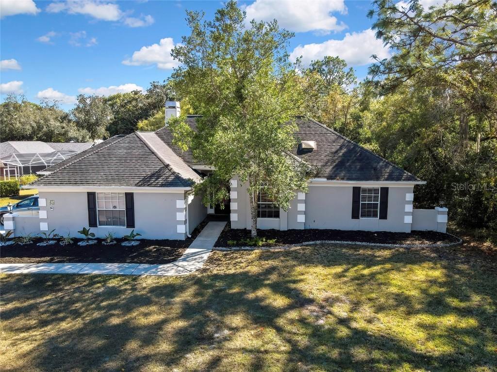 83 Greentree St., Homosassa, FL 34446