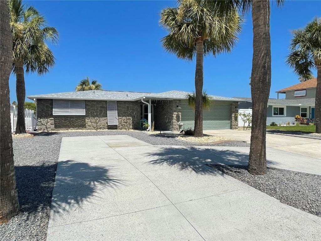 13615 Stacey Dr., Hudson, FL 34667