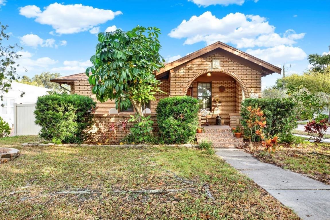 3201 7th Ave., St Petersburg, FL 33713