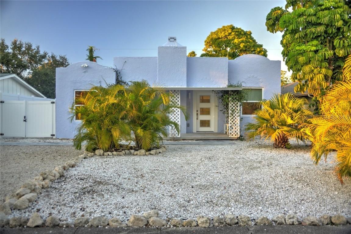 5416 4th Ave., Bradenton, FL 34209