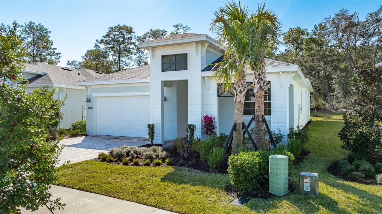 1058 Liliana Dr., Deland, FL 32724