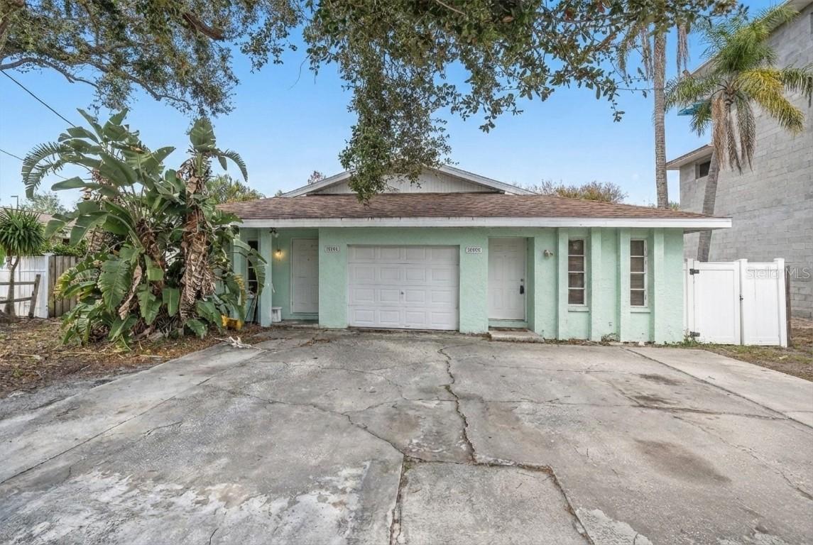 10597 101st Ave., Seminole, FL 33772