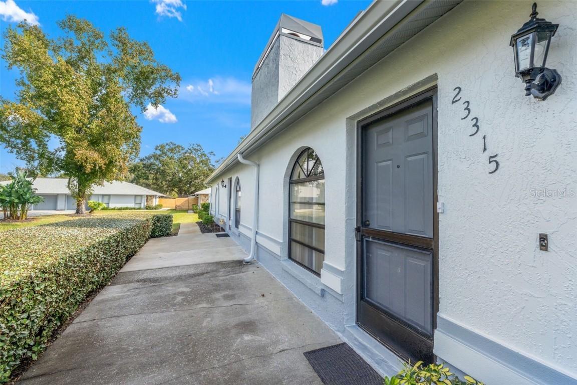 23315 Club Villas Dr., Land O Lakes, FL 34639