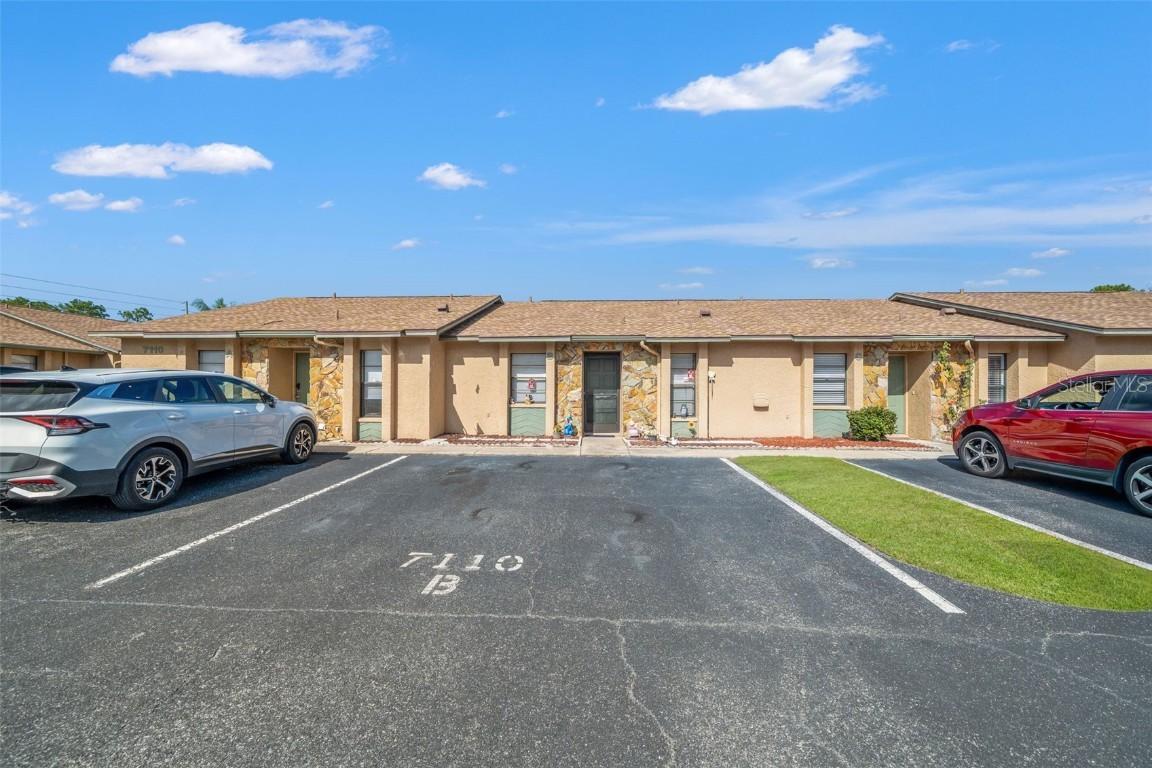 7110 Barclay Ave. #B, Spring Hill, FL 34609