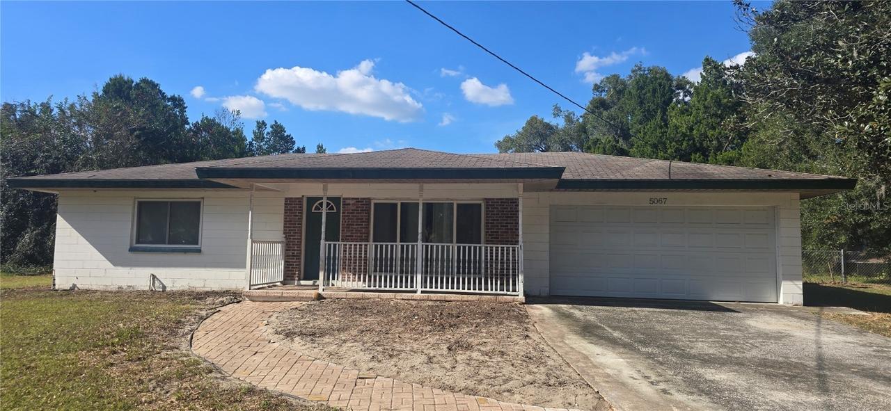 5067 Mockingbird Dr., Dade City, FL 33523