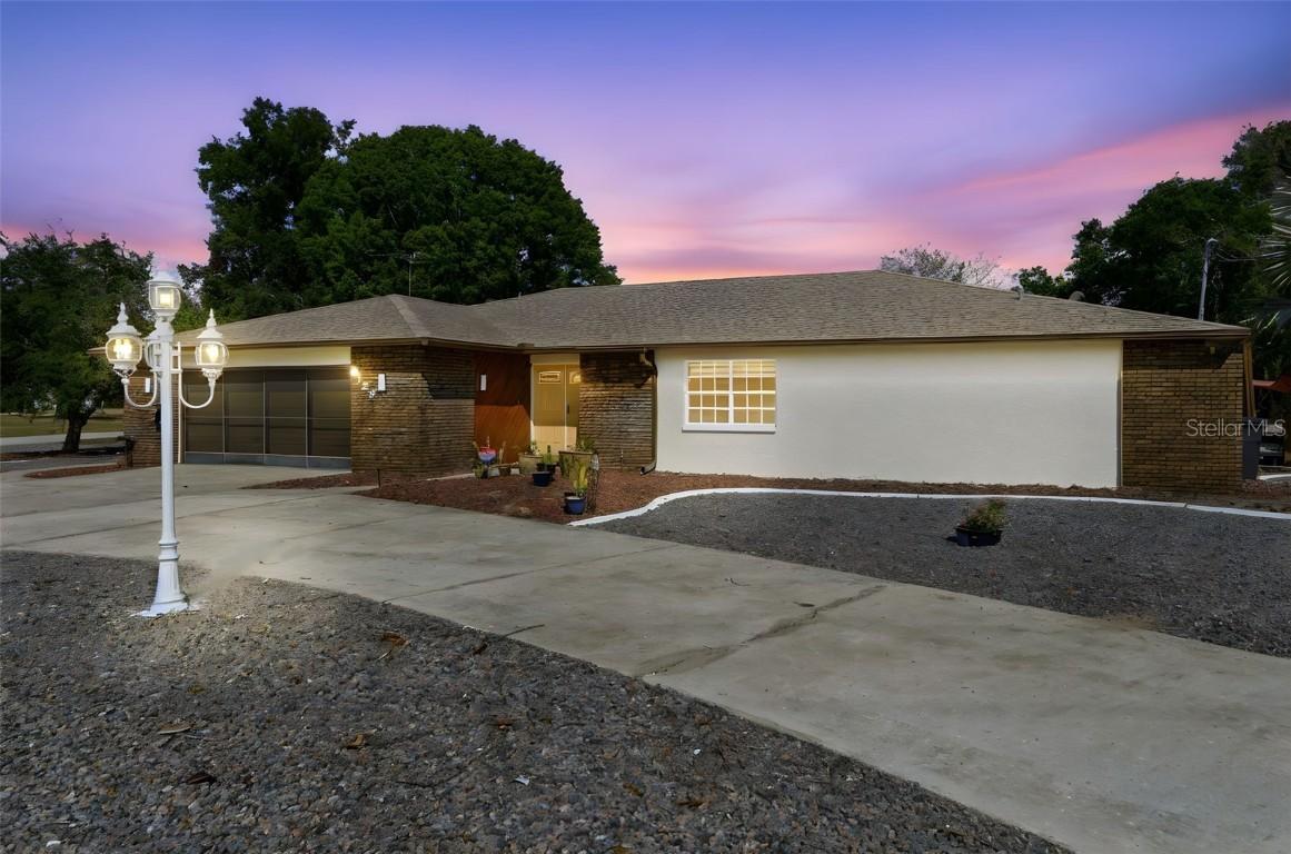 8123 River Country Dr., Weeki Wachee, FL 34607