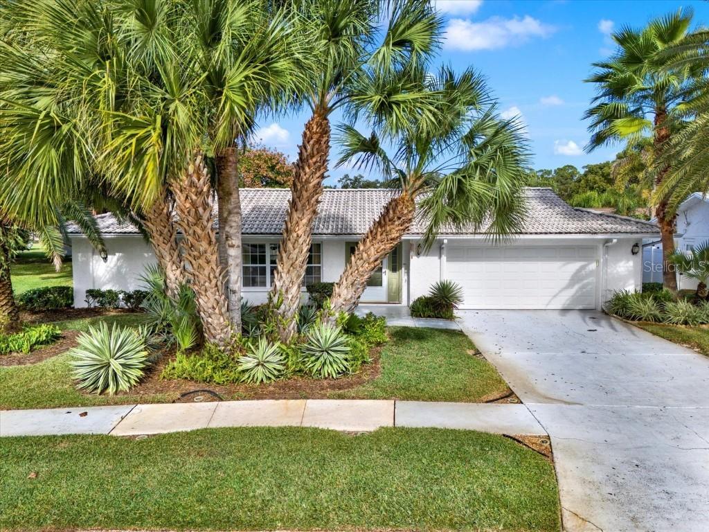 720 Bowsprit Pl., Palm Harbor, FL 34685