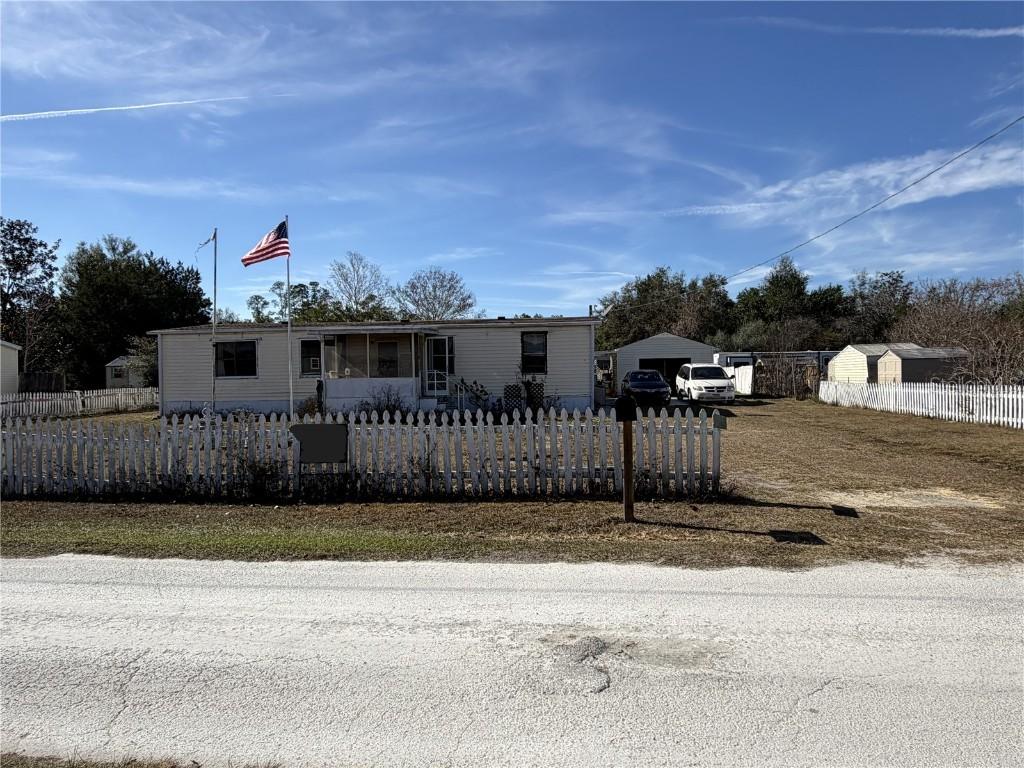 8156 N Princess Ave., Dunnellon, FL 34433