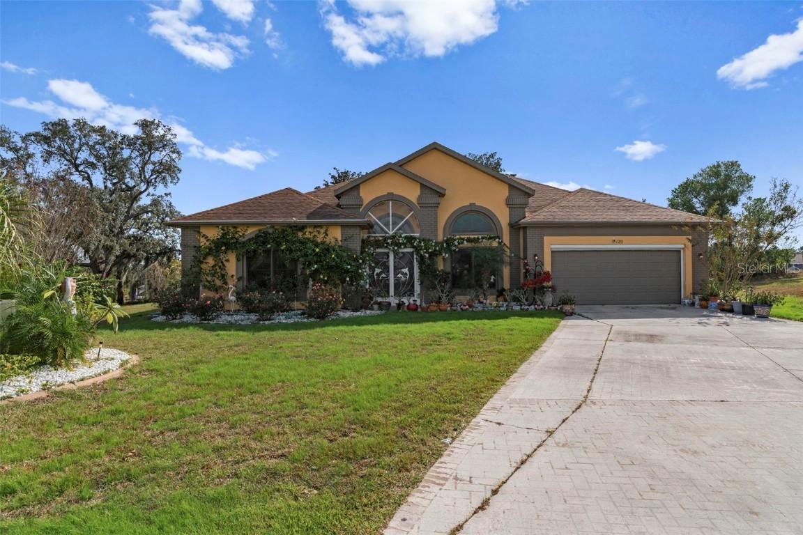 129 N Skyflower Point, Lecanto, FL 34461