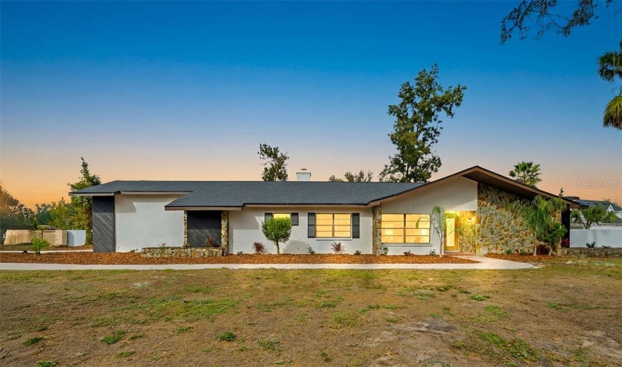 916 River Rapids Ave., Brandon, FL 33511