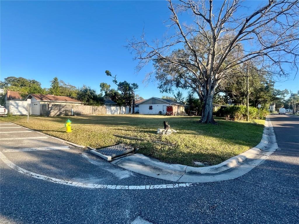 W Spruce St., Tarpon Springs, FL 34689