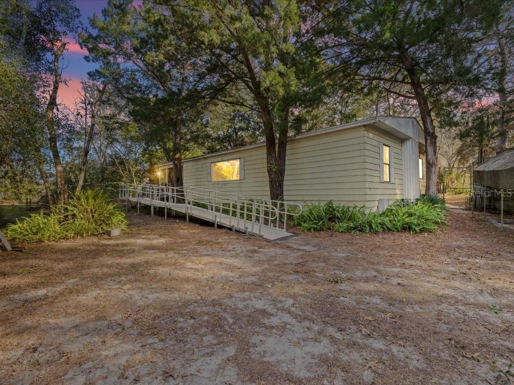 17718 Rockledge Ave., Spring Hill, FL 34610