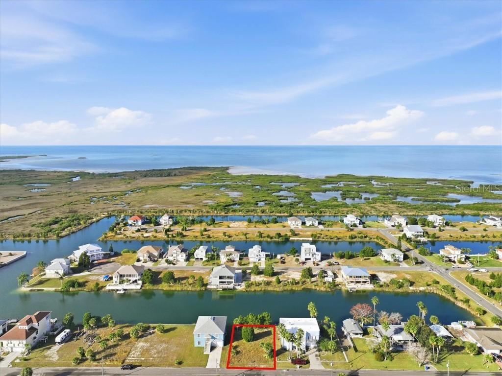 3325 Gardenia Dr., Hernando Beach, FL 34607